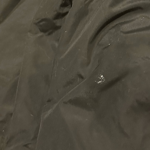 Columbia Snowsuit. Perfect for Canadian winters! - Picture 5 of 12